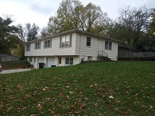 1333 Delta Dr Photo 1