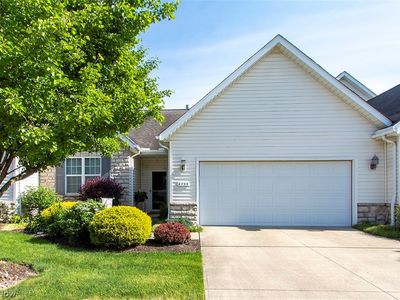 8755 Roberts Ct #25B, Olmsted Falls, OH, 44138