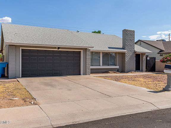 2nd image of 4335 E MALDONADO Drive