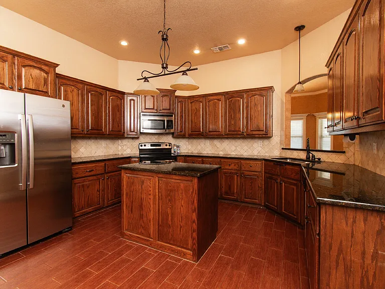 2513 Jackson Dr — Photo 11