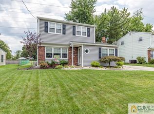 8160 Wyndam Rd, Pennsauken, NJ 08109