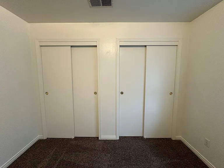 758 Greenwood Meadow Ln — Photo 8