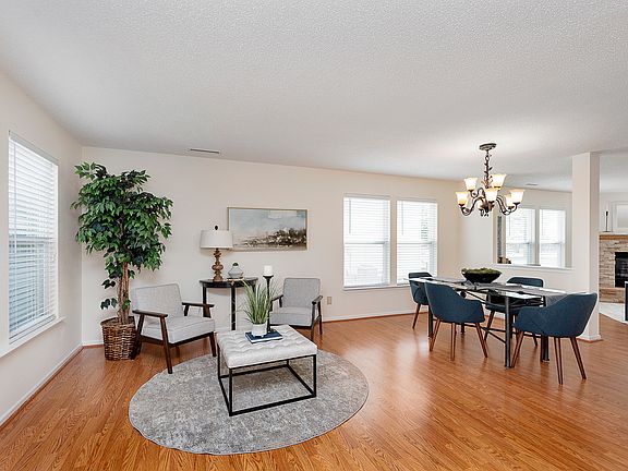 5th image of 10349 Kings Gap Way