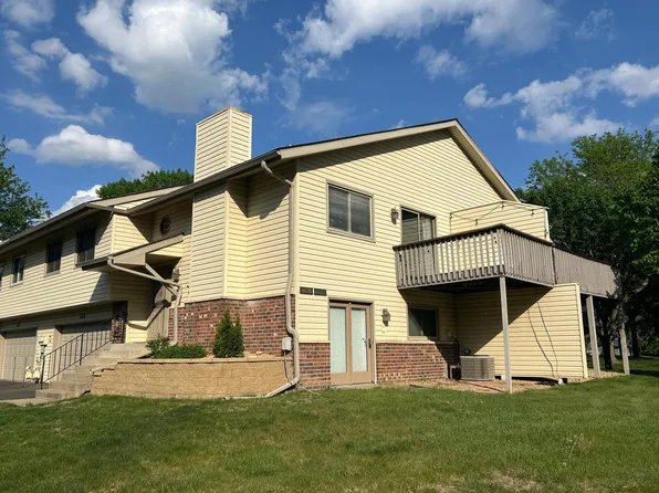 6640 Falstaff Rd, Woodbury, MN 55125