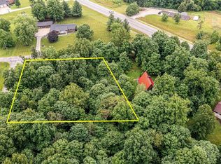 E Maple Dr, Huntingburg, IN 47542