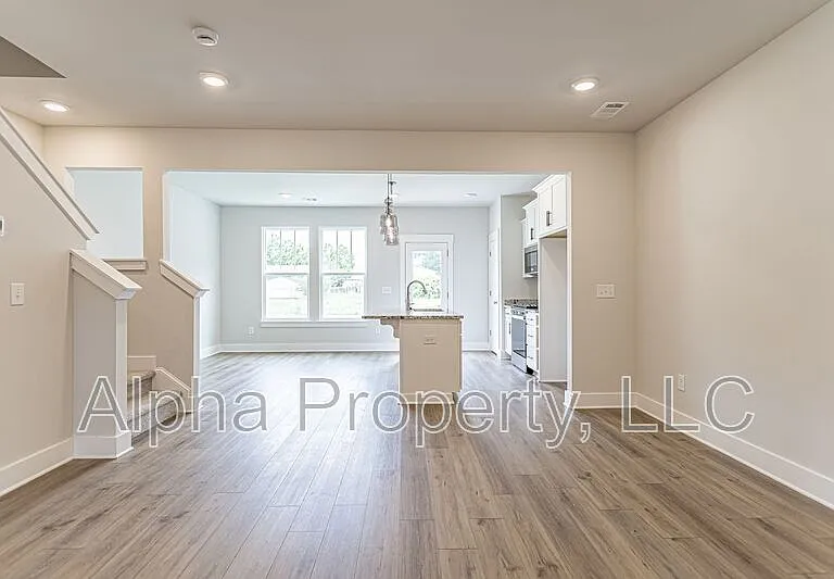 124 Keel Ln — Photo 5