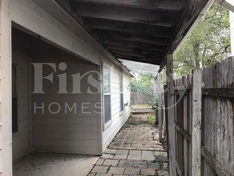 10640 Towerwood Dr — Photo 13