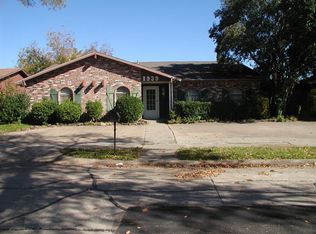 1939 Rambling Ridge Ln, Carrollton, TX 75007