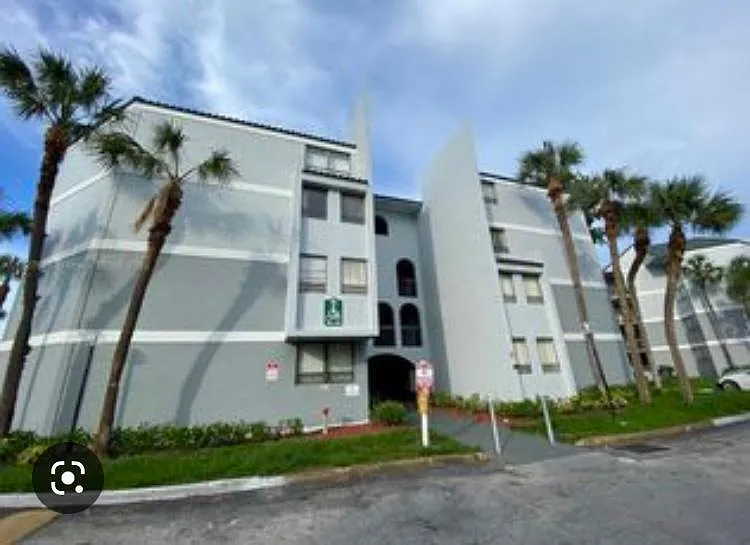 1750 N Congress Ave #403 — Photo 37