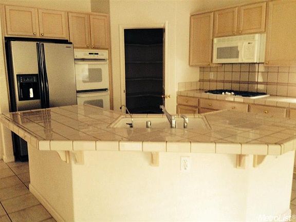 5th image of 3134 Harbour Shore Ln