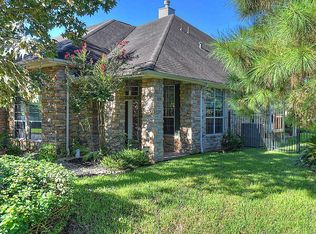 70 E Victory Lake Dr, Conroe, TX 77384