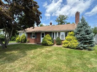 160 Barbara Pl, Middlesex, NJ 08846