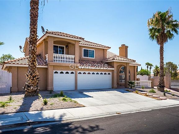 3rd image of 3686 Dutch Valley Dr