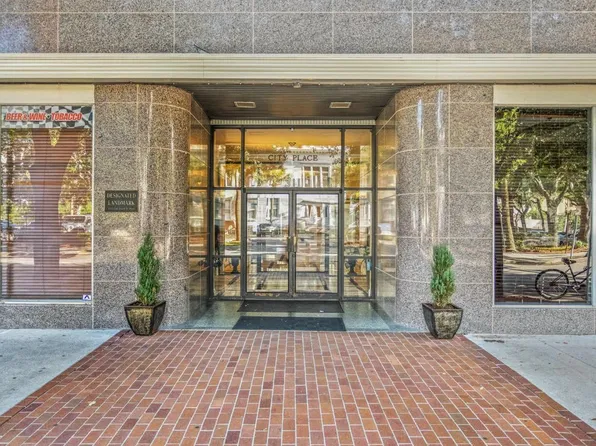 311 W ASHLEY Street, Jacksonville, FL 32202