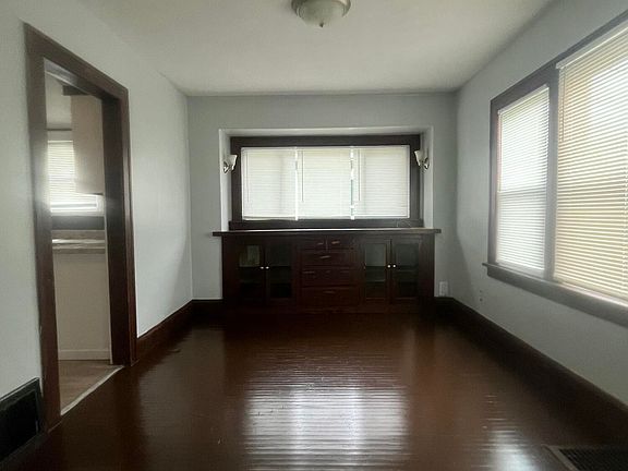 5th image of 1721 Mansfield Rd