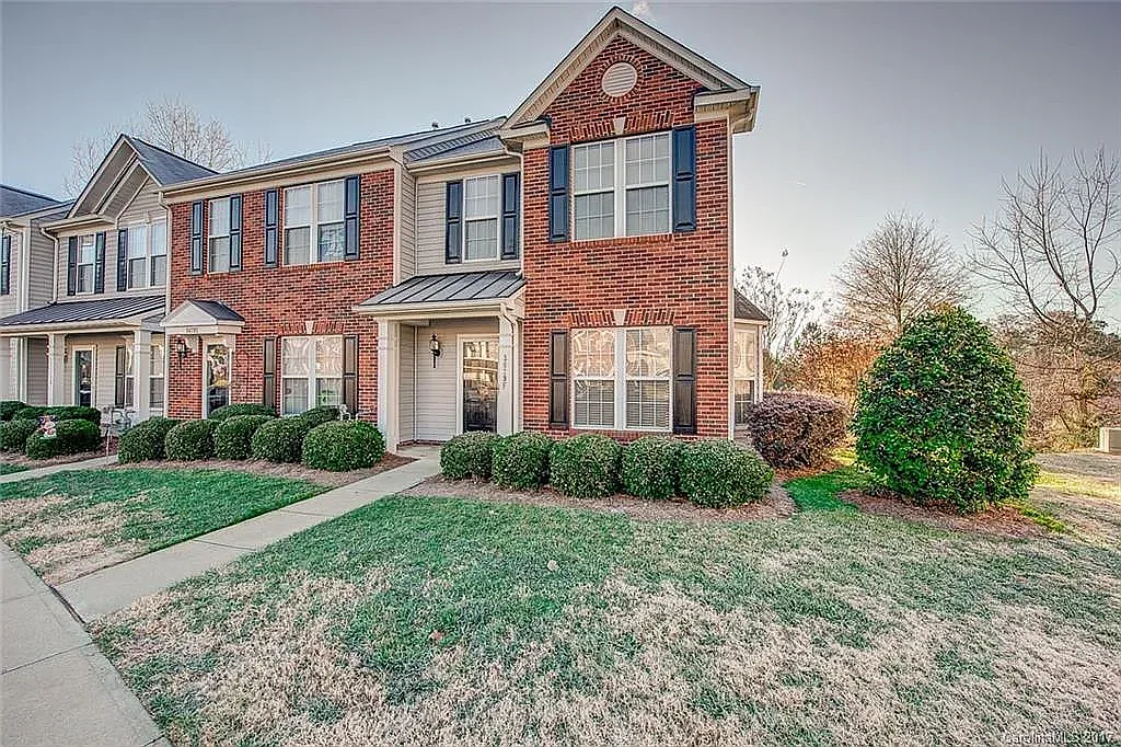 3029 Misty Harbor Cir — Photo 1