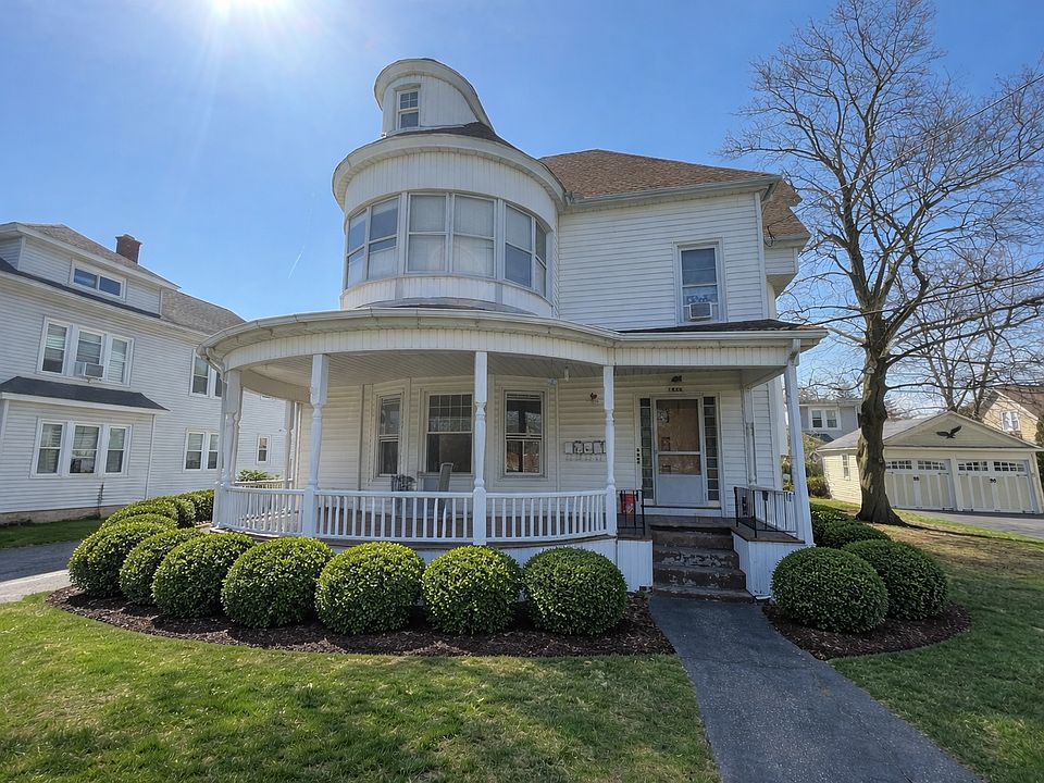 1st image of 1825 Northampton St #5