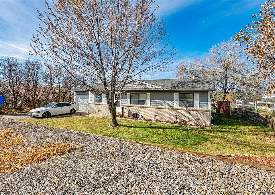1st image of 1401 N Cactus Drive