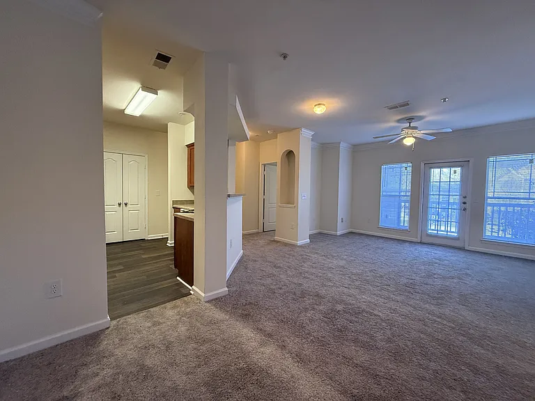 Wesley Kensington Apartments at Stonecrest — Photo 466
