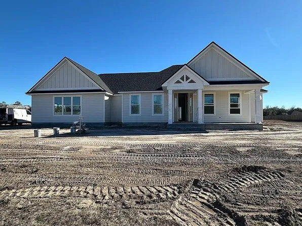 137 Golden Loop, Crawfordville, FL 32327