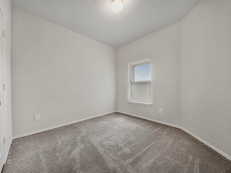 3602 Conquest Cir — Photo 13