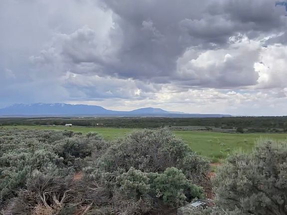 3rd image of 389 N Old Summit Rd