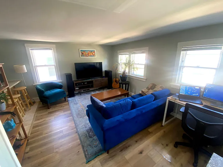 2111 E Dayton St #4 — Photo 5