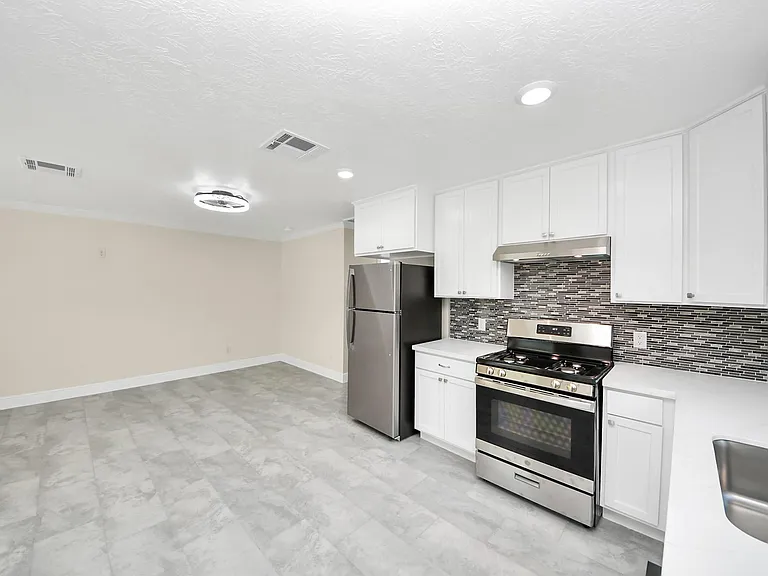 7066 Villa Dr #A — Photo 10