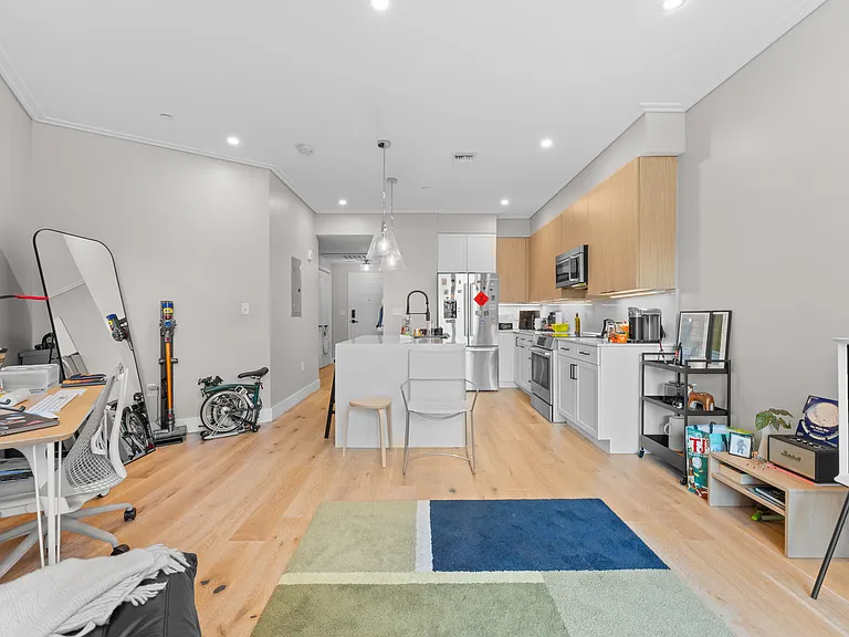 70 Leo M Birmingham Pkwy #415 — Photo 7