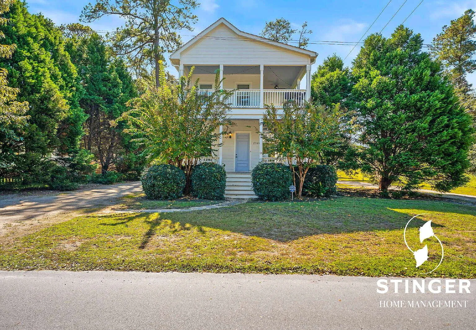 2 Bedroom / 2.5 Bathroom Home For Rent in Beaufort — Photo 1