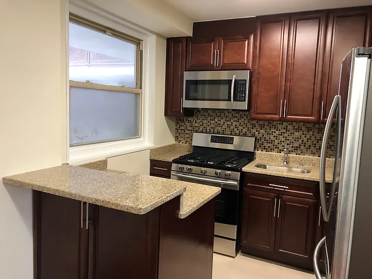 97-10 62nd Dr #9C — Photo 3