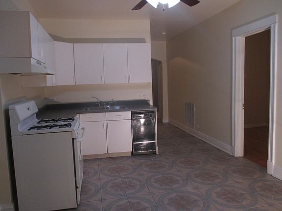 5th image of 3101 N Monticello Ave APT 1