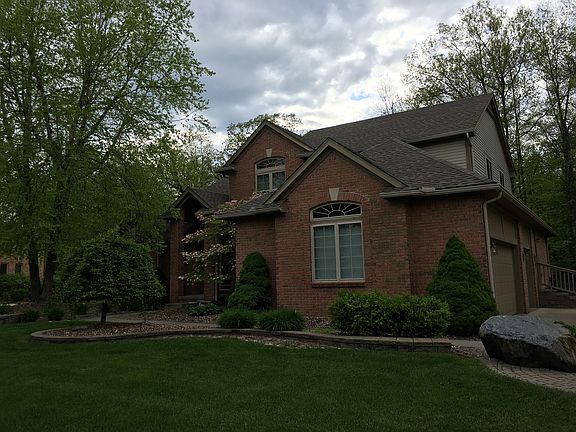 2nd image of 2385 River Woods Dr N
