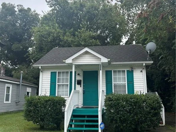 307 Central Ave, Suffolk, VA 23434