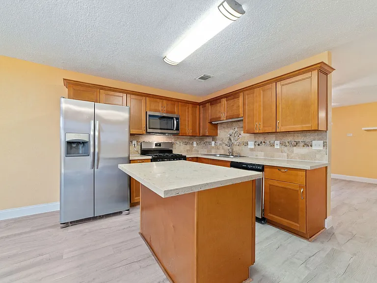 11610 Grapewood Dr — Photo 19