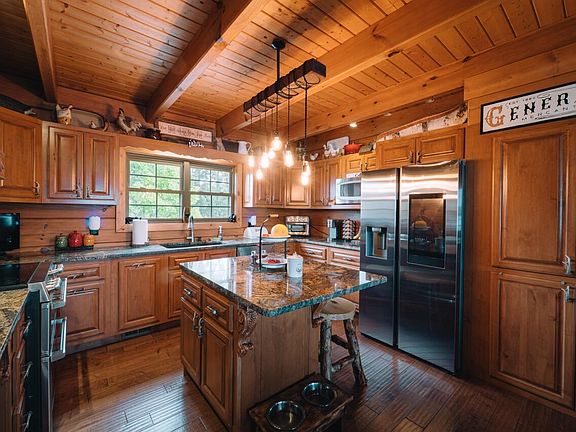 12th image of this home