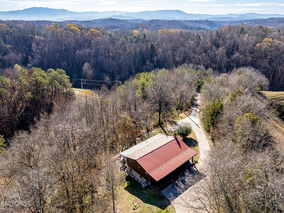 1st image of 1304 Matthews Hollow Rd