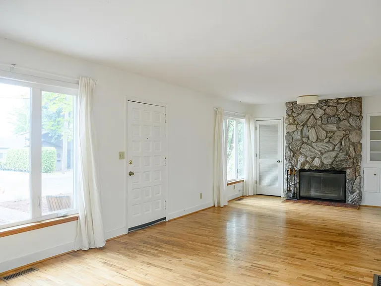 4728 NE Alberta Ct — Photo 7
