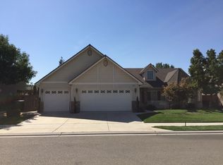 524 Loyola Ave, Clovis, CA 93619