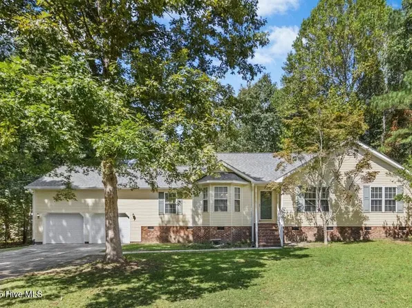 310 Davis Farm Drive, Selma, NC 27576