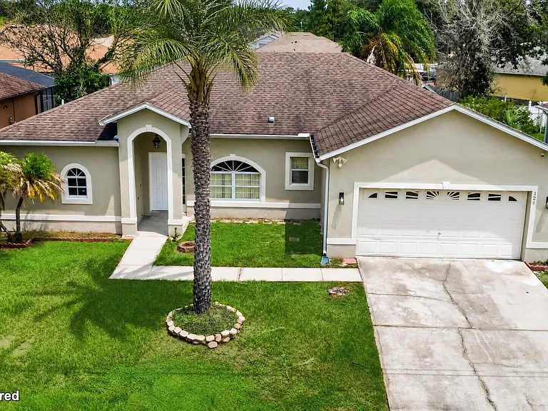 121 Aurelia Ct — Photo 3