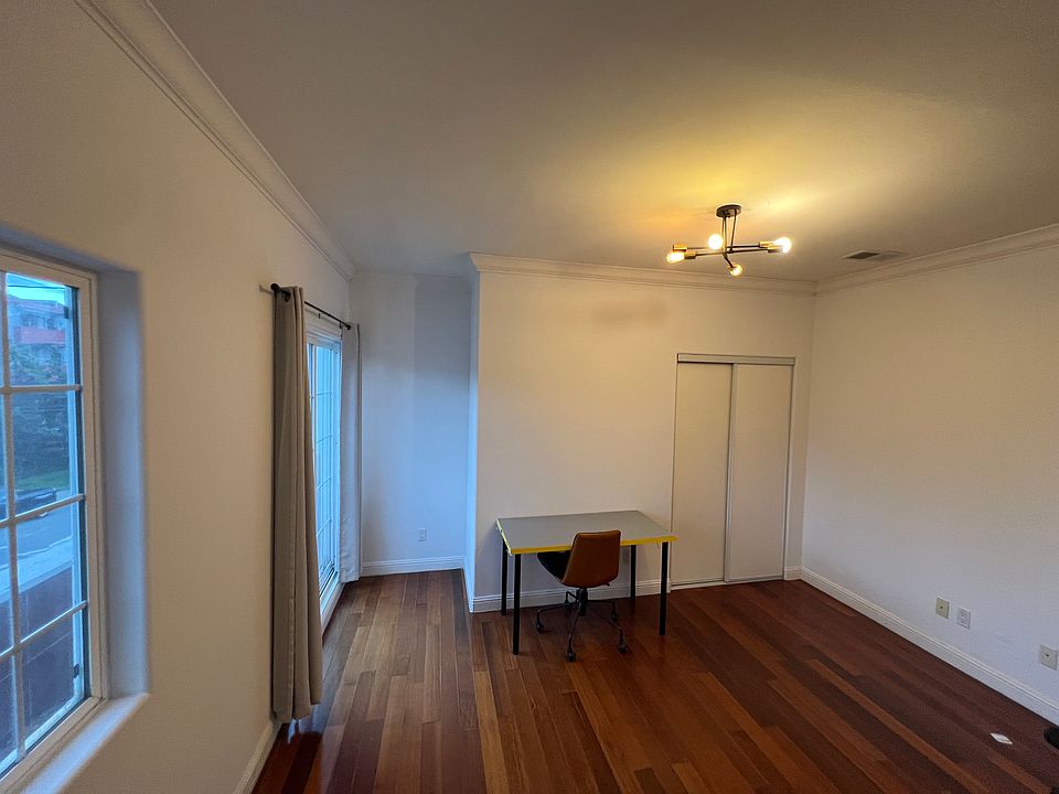 2nd image of 371 Euclid Ave #2