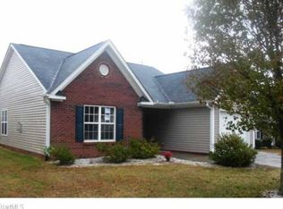 265 Oaksburg Dr, Winston Salem, NC 27107