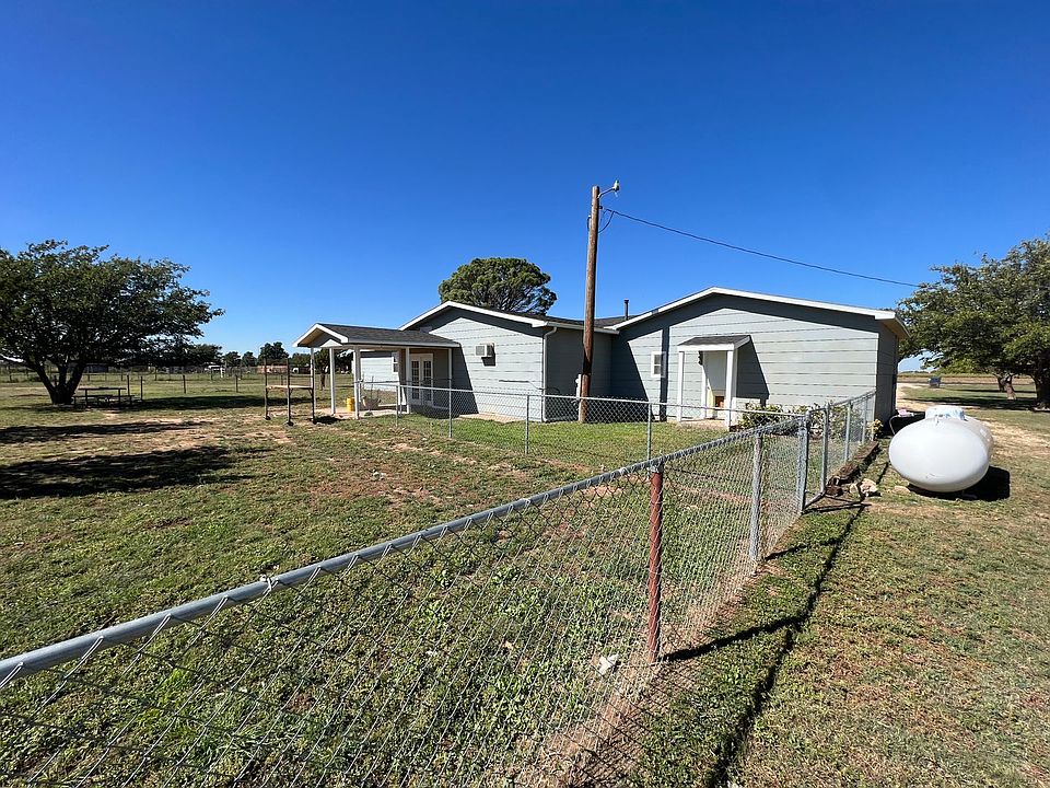 8405 Woodrow Rd, Wolfforth, TX 79382 Zillow