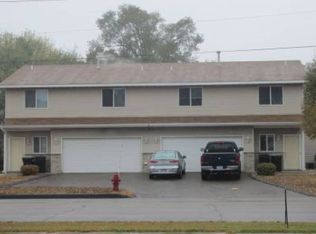 7744 Silver Lake Rd, Mounds View, MN 55112