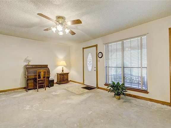 4th image of 509 Bear Canyon Dr