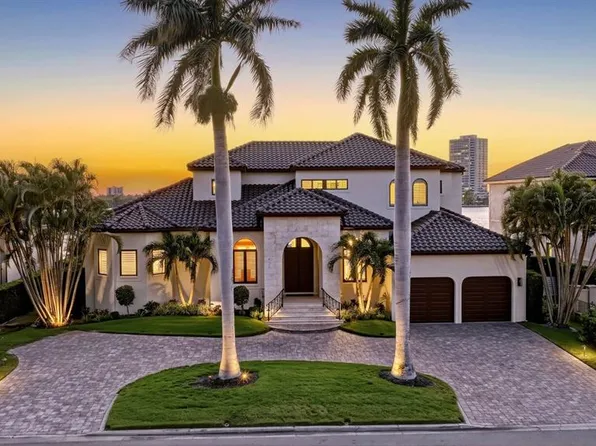 344 W Royal Flamingo Dr, Sarasota, FL 34236