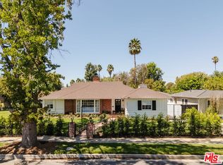 4601 Ventura Canyon Ave, Sherman Oaks, CA 91423