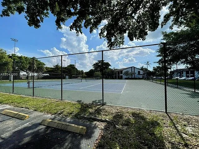 215 Lake Pointe Dr #109 — Photo 27