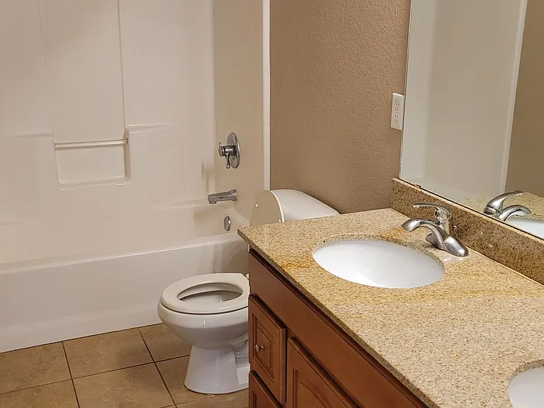 3000 Elizabeth Ct — Photo 13